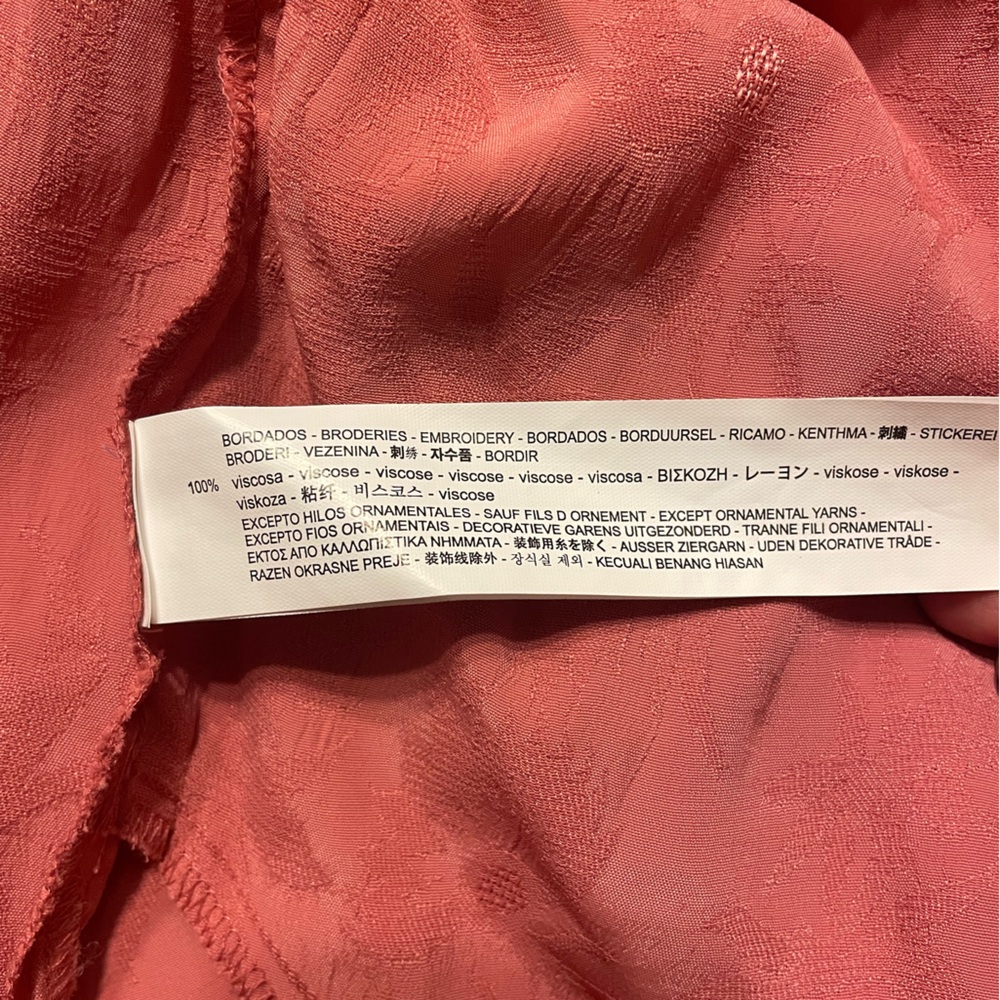 Zara Robe - Picture 9 of 9
